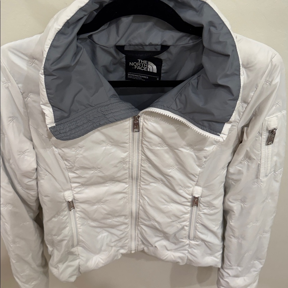 Lightweight North Face Jacket - image 3